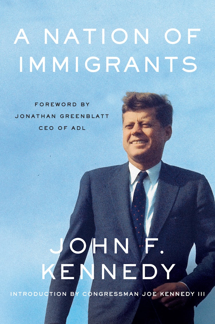 Cover image for A Nation of Immigrants, isbn: 9780062892843